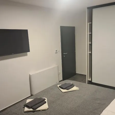 Ivana 2 Apartman *